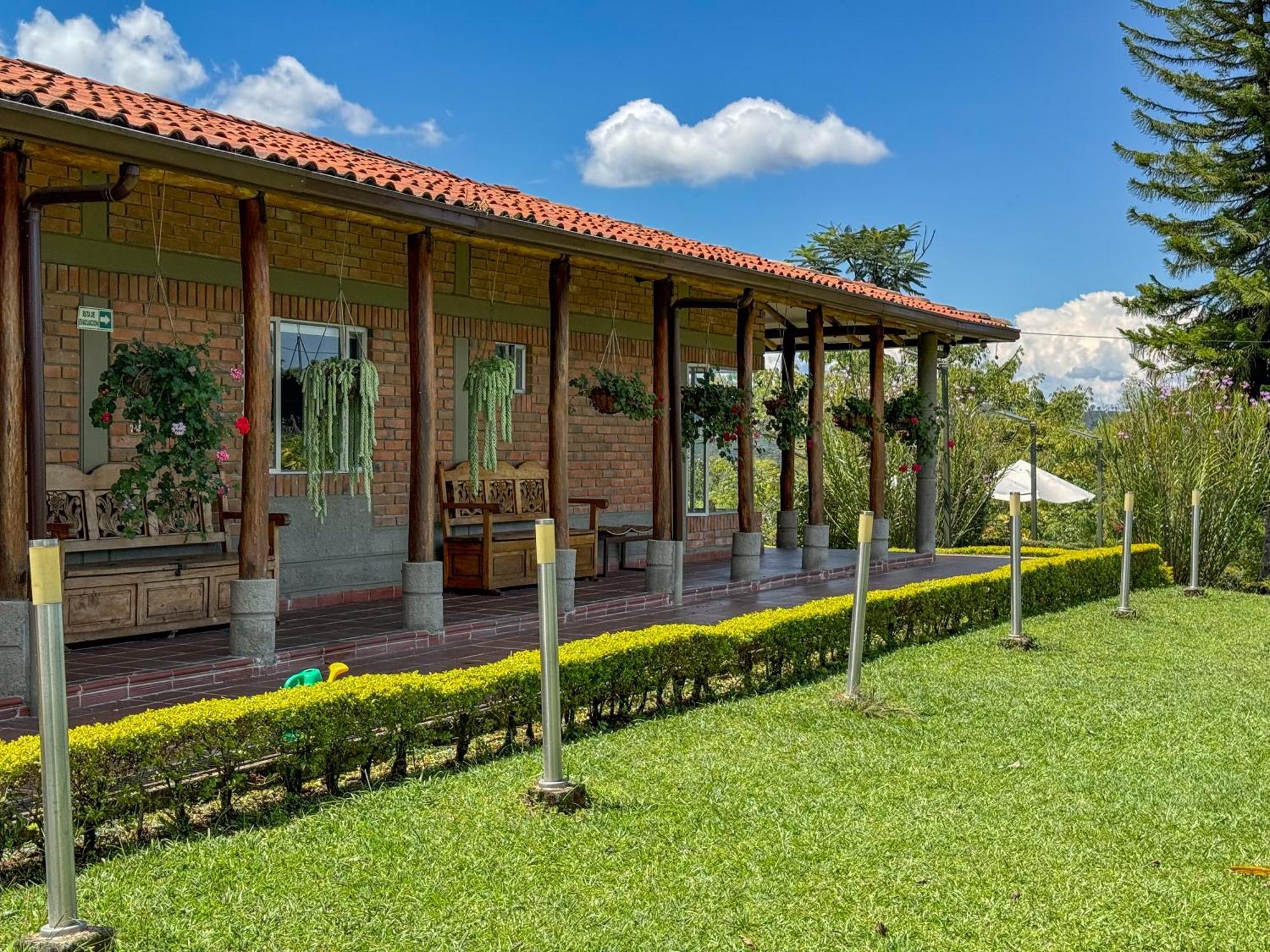 Finca Del Cafe - Casa Typica Santa Rosa de Cabal Εξωτερικό φωτογραφία